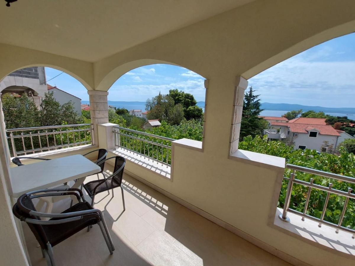 Apartments Gojevic Bol Esterno foto