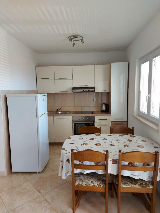 Apartments Gojevic Bol Esterno foto